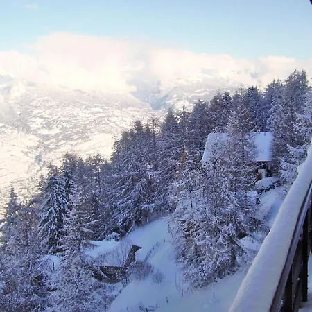 With Front Balcony Apartment *