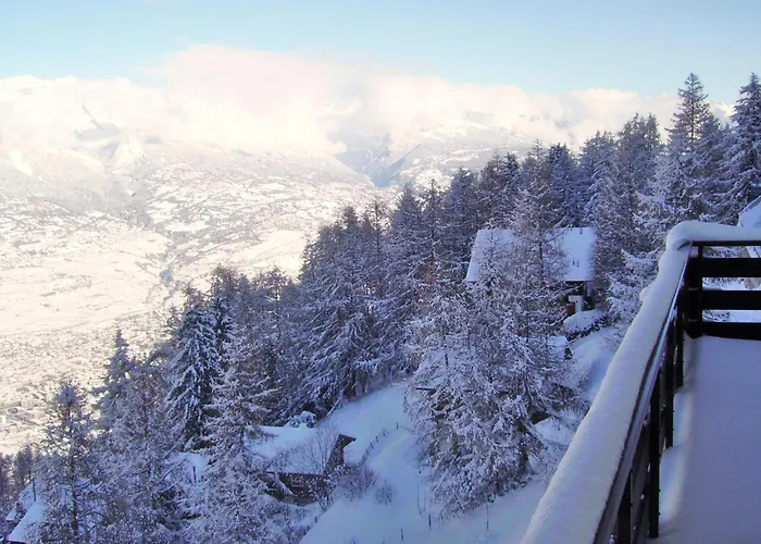 With Front Balcony Lejlighed *