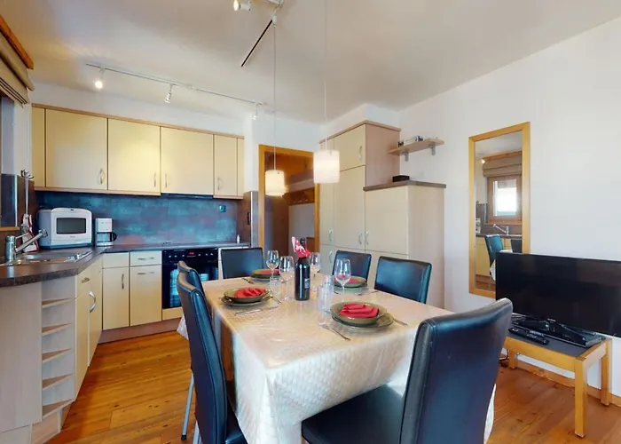 With Front Balcony Lejlighed